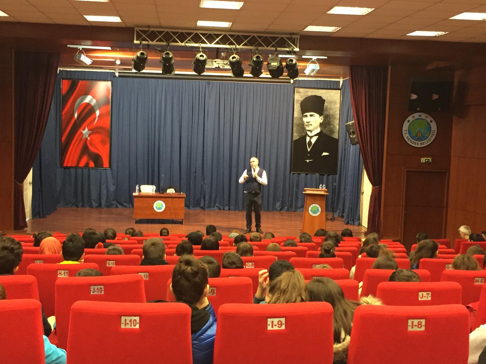 Hendek’te LGS Öğrencilerine Yönelik Motivasyon Semineri