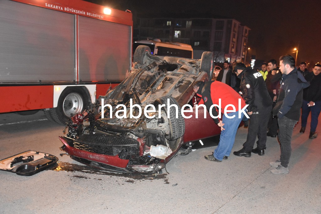 Yayalara Çarpmamak İçin Direksiyonu Kırınca...