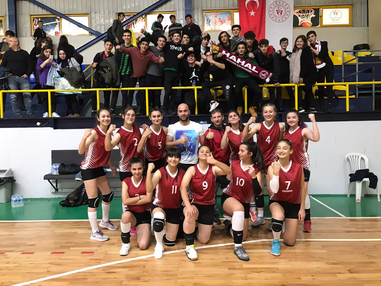 Voleybolda Hendek HAHAL Fırtınası