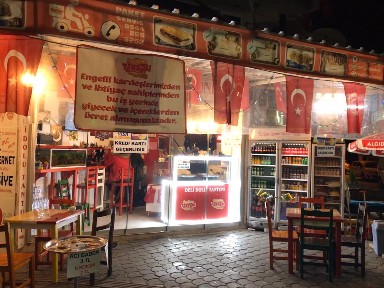 Hendekli Esnaftan Örnek Davranış