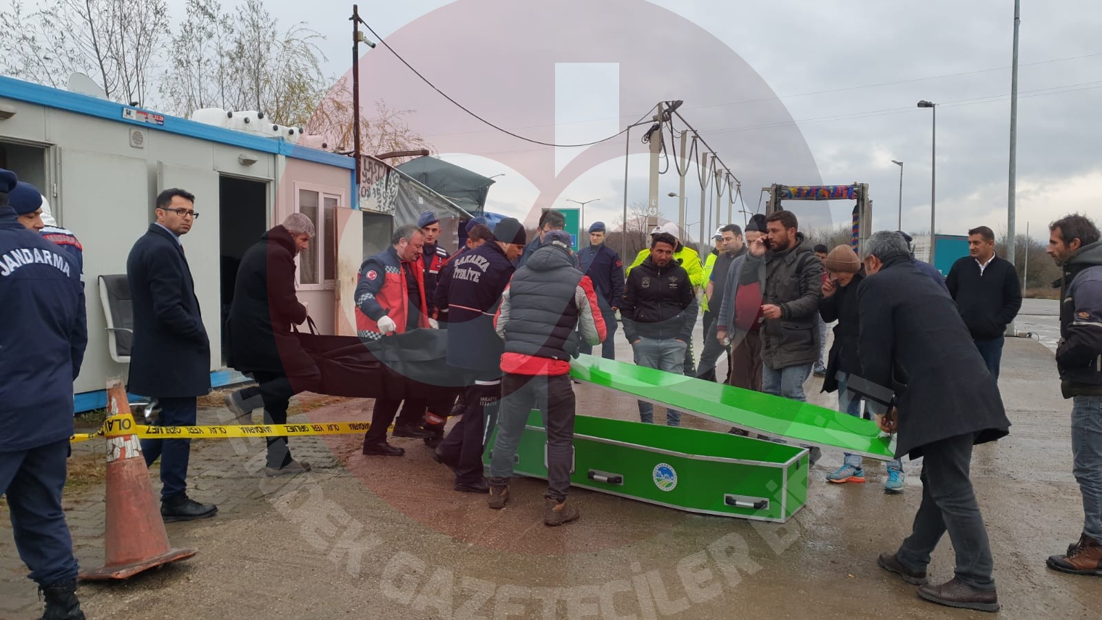 Hendek'te Feci Olay 1 Ölü 3 Yaralı