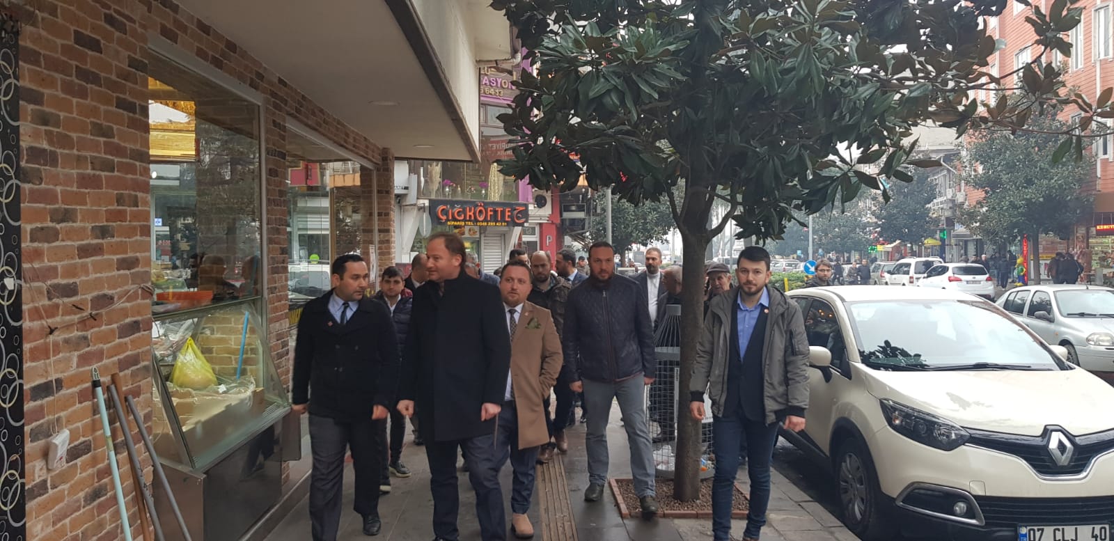 Yeniden Refah Partisi Sahaya İndi