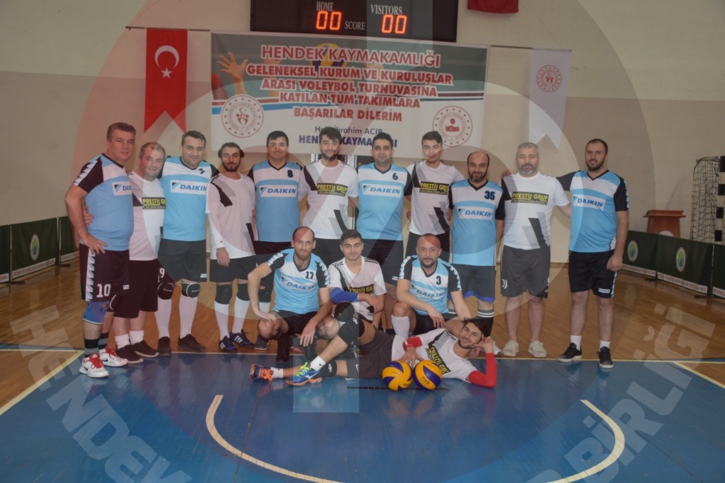 Voleybol Turnuvasında DAIKIN Üçüncü oldu