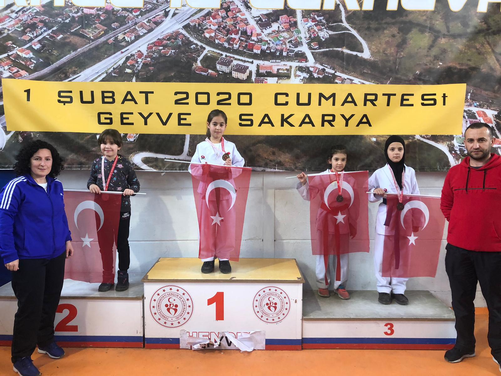 Hendek Karate Hız Kesmiyor