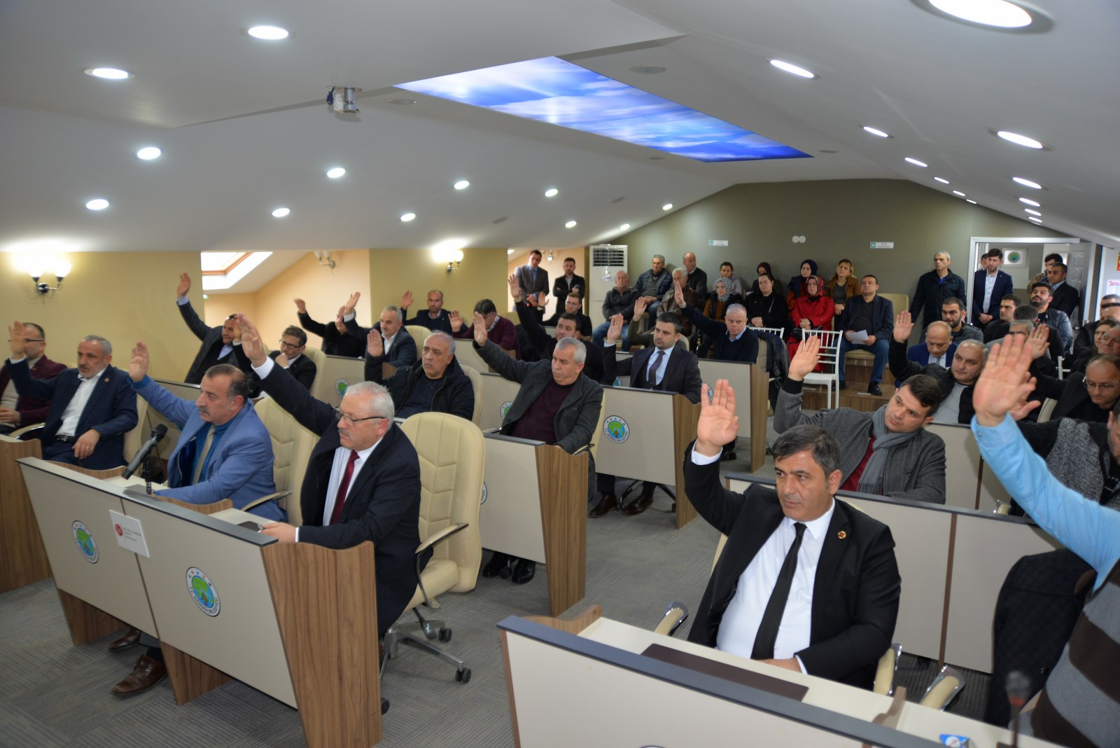 Hendek Meclisi 18 Maddeyi Karara Bağladı
