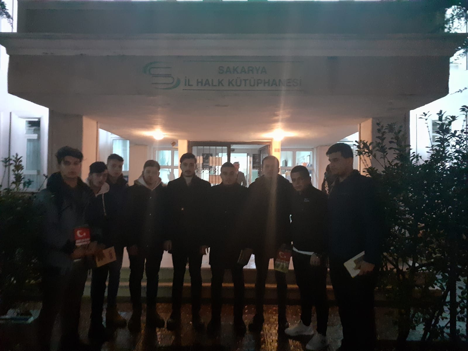 Ülkü Ocakları Gençleri Kütüphaneye Çağırıyor