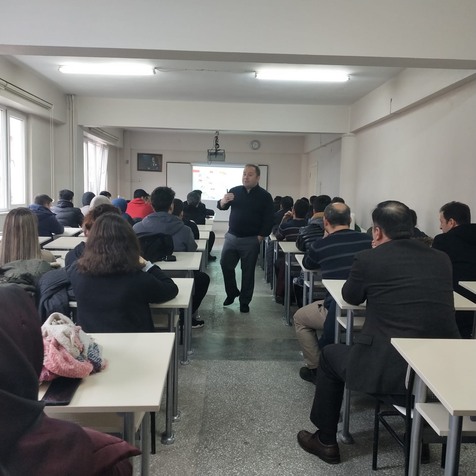 Hendek MYO’da İlk Ders Etkinlikleri Uzmanlarla Gerçekleştirildi