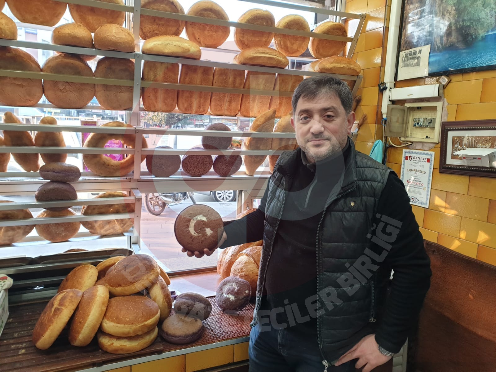 Mor Ekmek Hendek’te üretilmeye başlandı