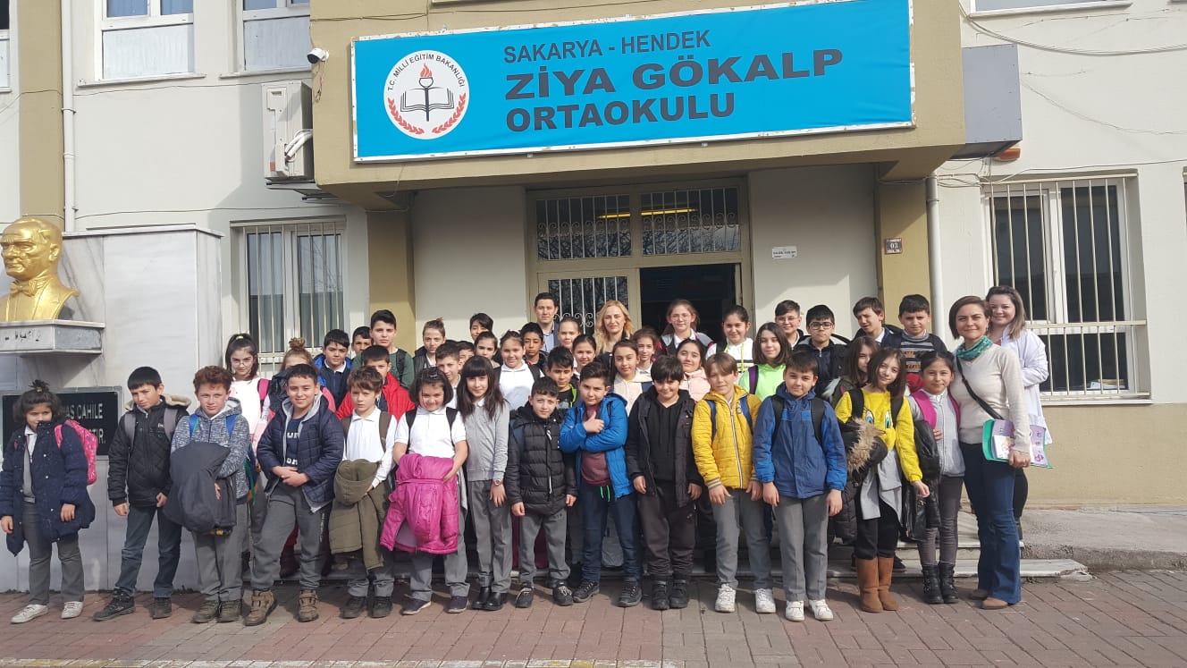 Okul Çocuklarına Enfeksiyonlardan Koruyucu Önlemler Anlatıldı