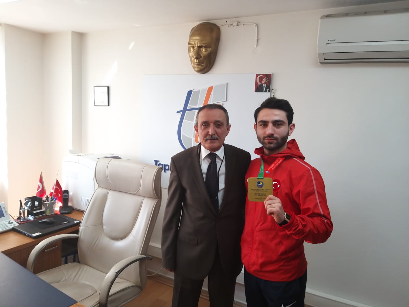 Şampiyon'dan Ziyaret