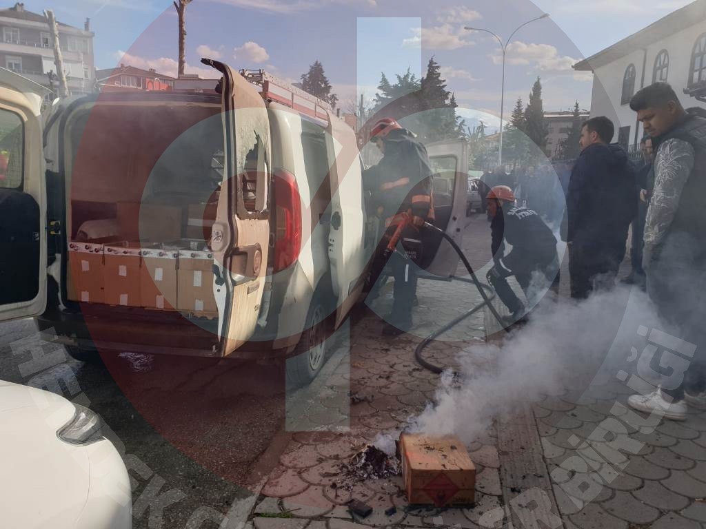 Sigaralar Kül Oldu