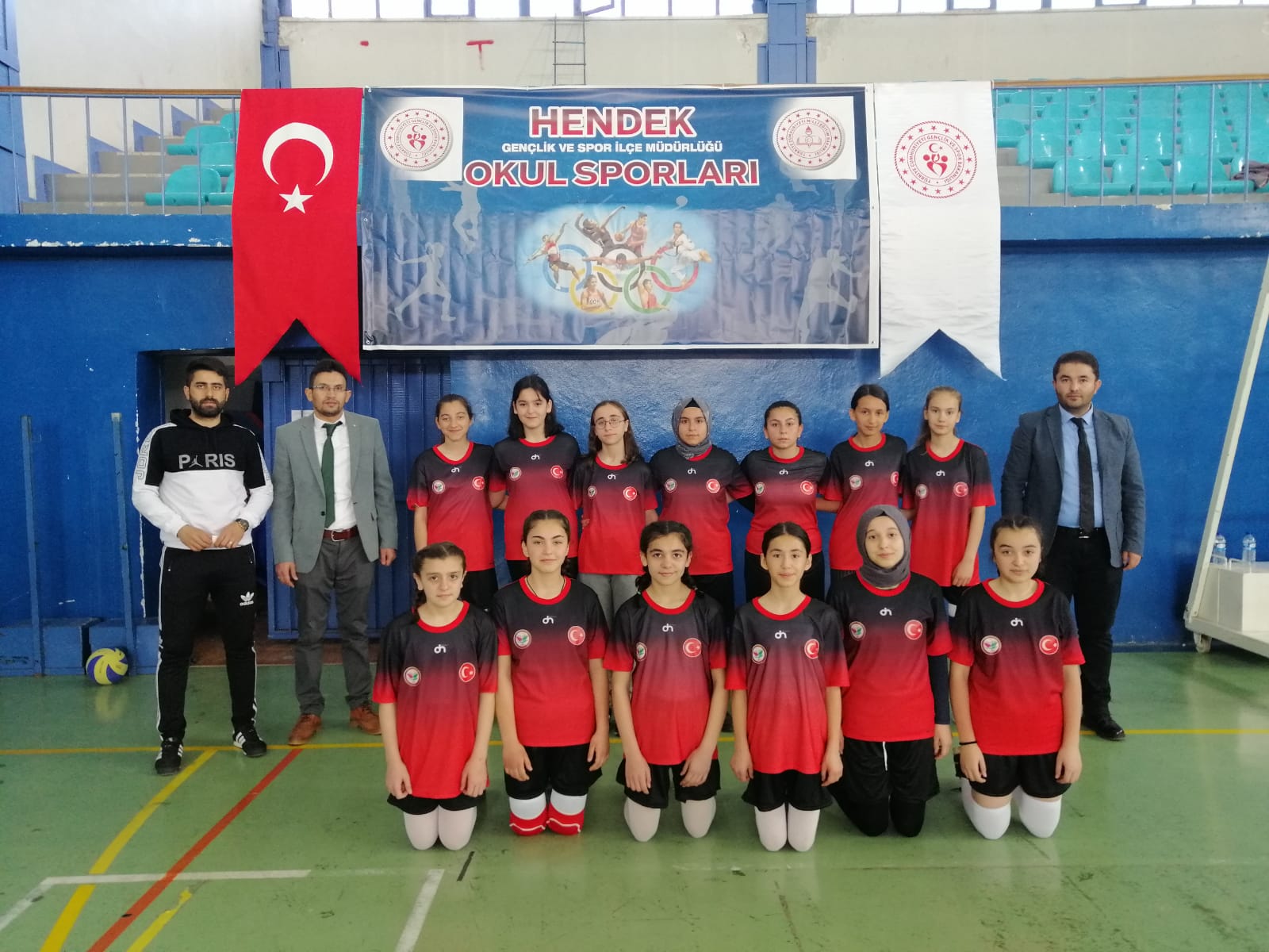 Hendek'te 2. Küme Okul Sporları Müsabakaları başladı