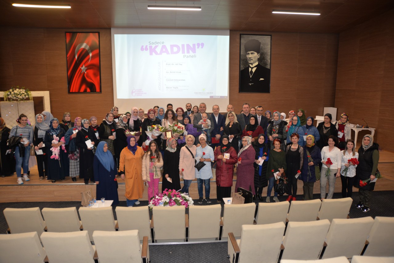 Kadınlara Hakları Anlatıldı
