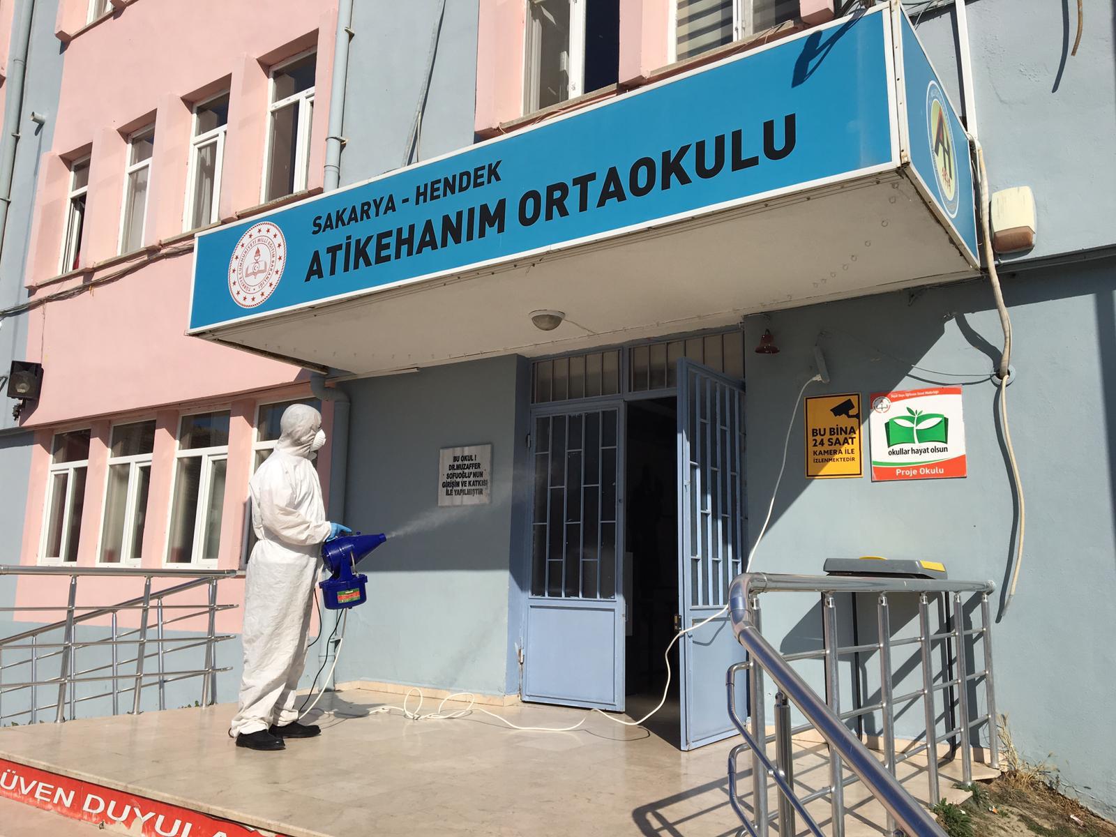 Hendek’te Tüm okullar Korona'ya karşı dezenfekte edildi