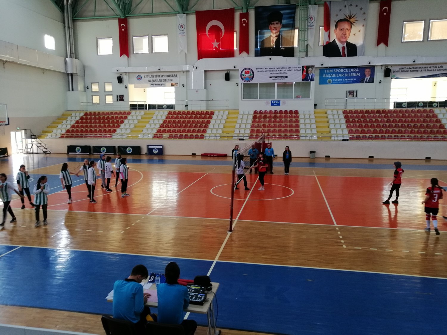 Okul Sporları Devam Ediyor