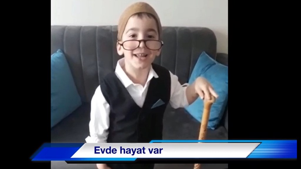 Anaokulu Öğrencilerinden Evde Kal Çağrısı