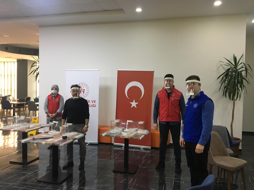 Hendek Gençlik Merkezinden Siperlik