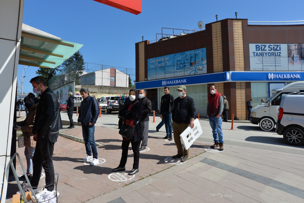 HENDEK’TE SOSYAL MESAFE UYARISI