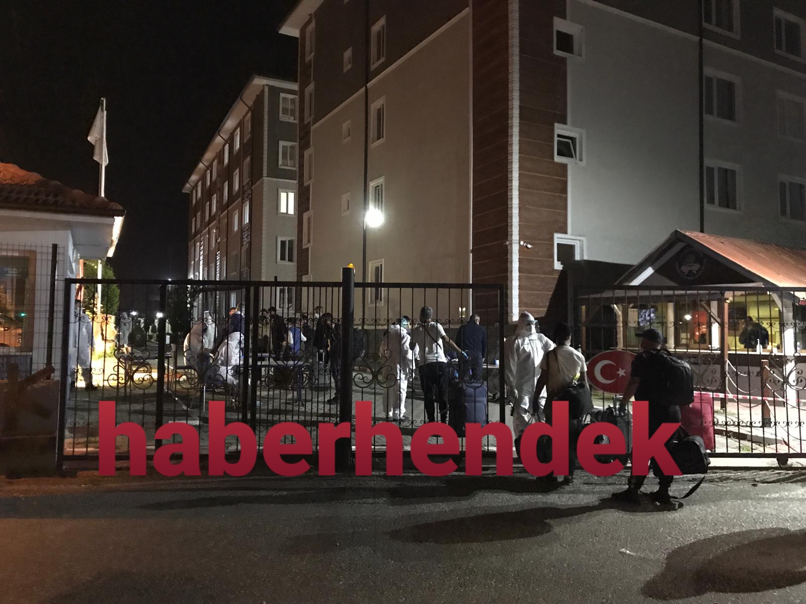 Hendek’te 166 Kişi Daha Yurtlara Yerleştirildi