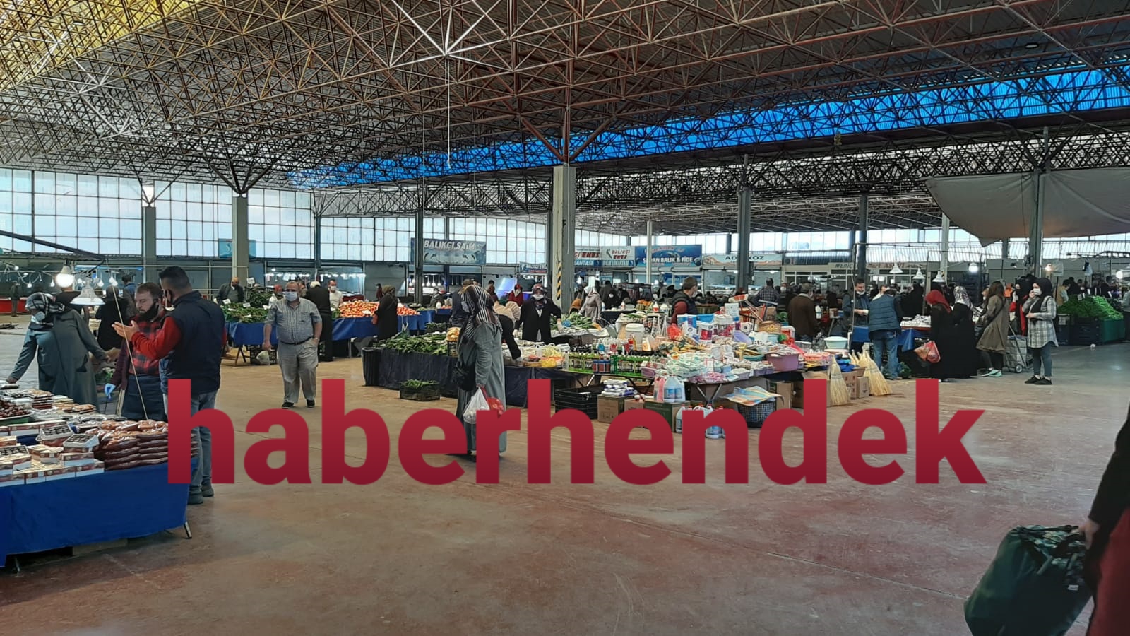 Salı Pazarı Açık