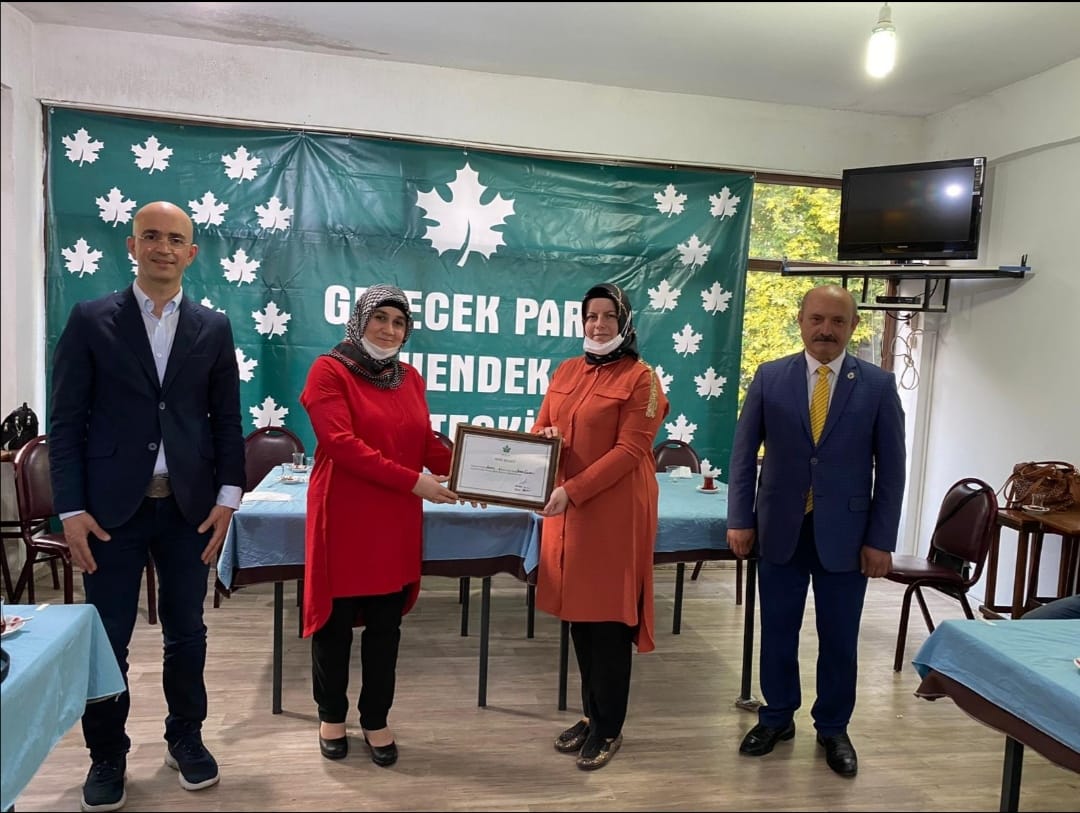 Gelecek Partisinde Kadın Kolları ve Gençlik Kolları Hazır