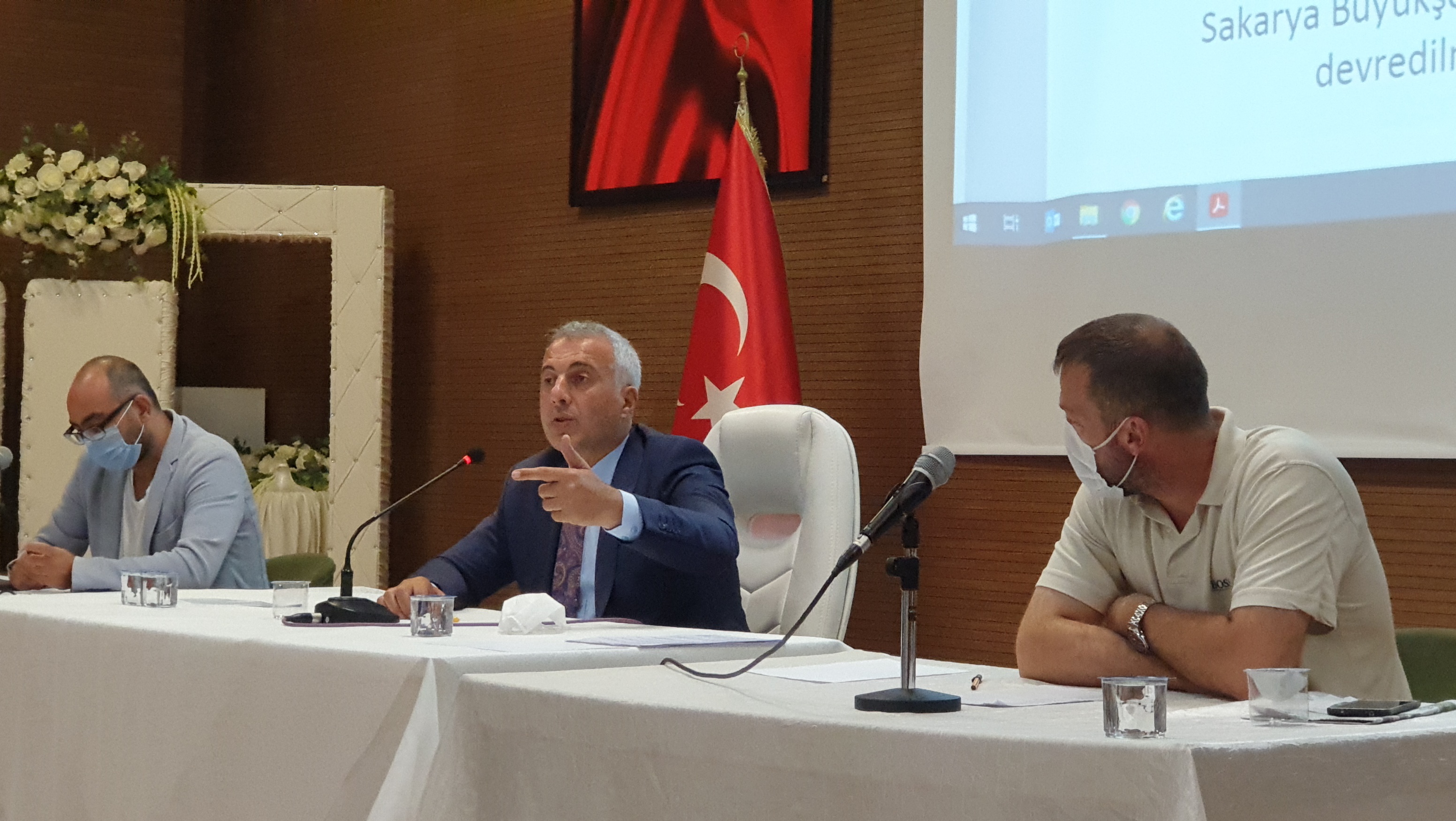 BABAOĞLU: ONLAR KONUŞACAK, BİZ HENDEK İÇİN ÇALIŞACAĞIZ