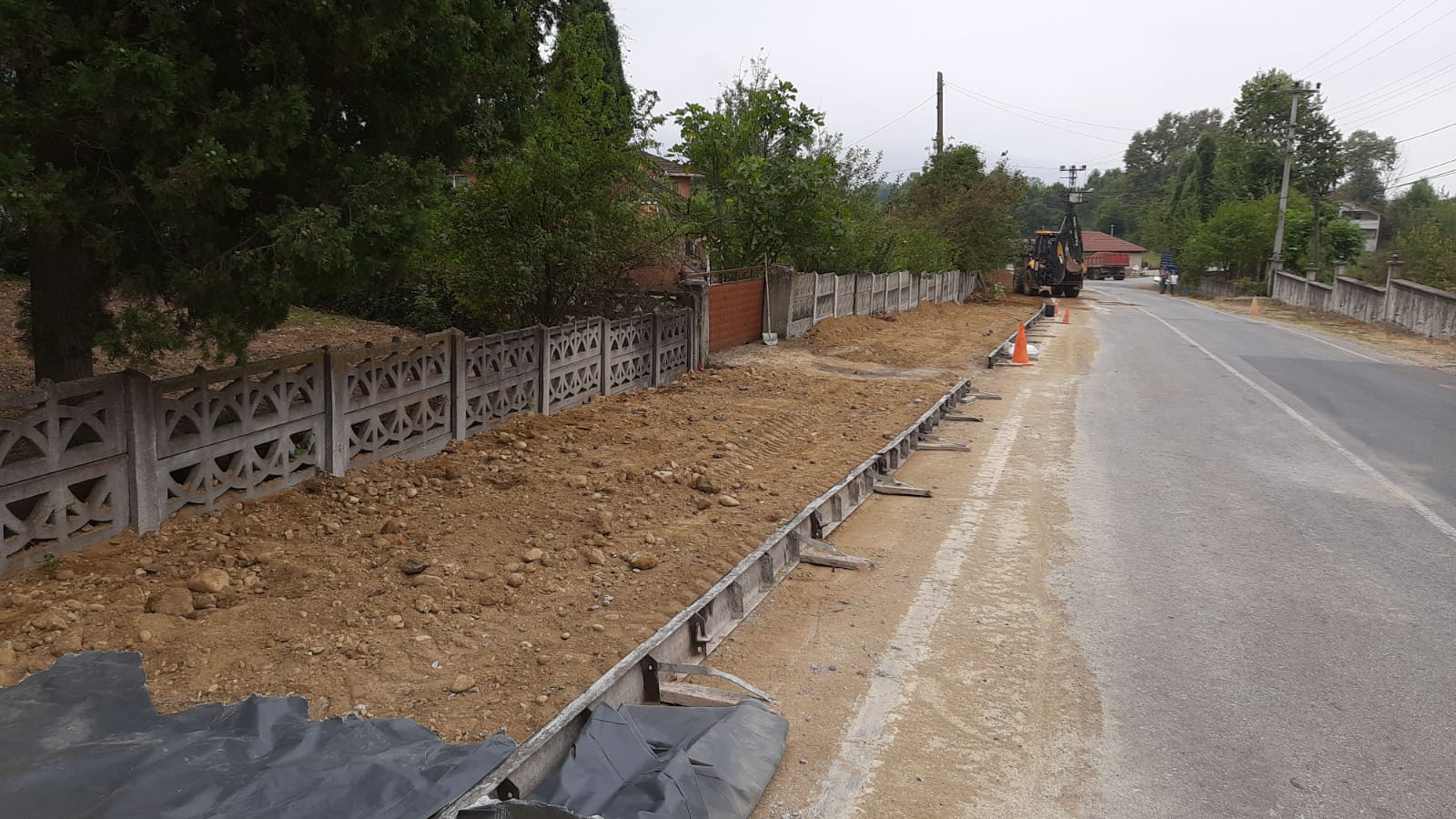 BABAOĞLU ÇALIŞIYOR  HENDEK GELİŞİYOR