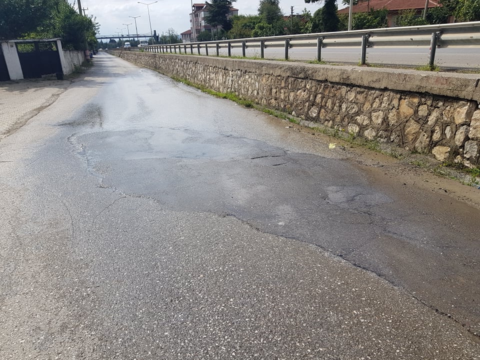Su Yola Akıyor, Vatandaş SASKİ'den Çözüm Bekliyor