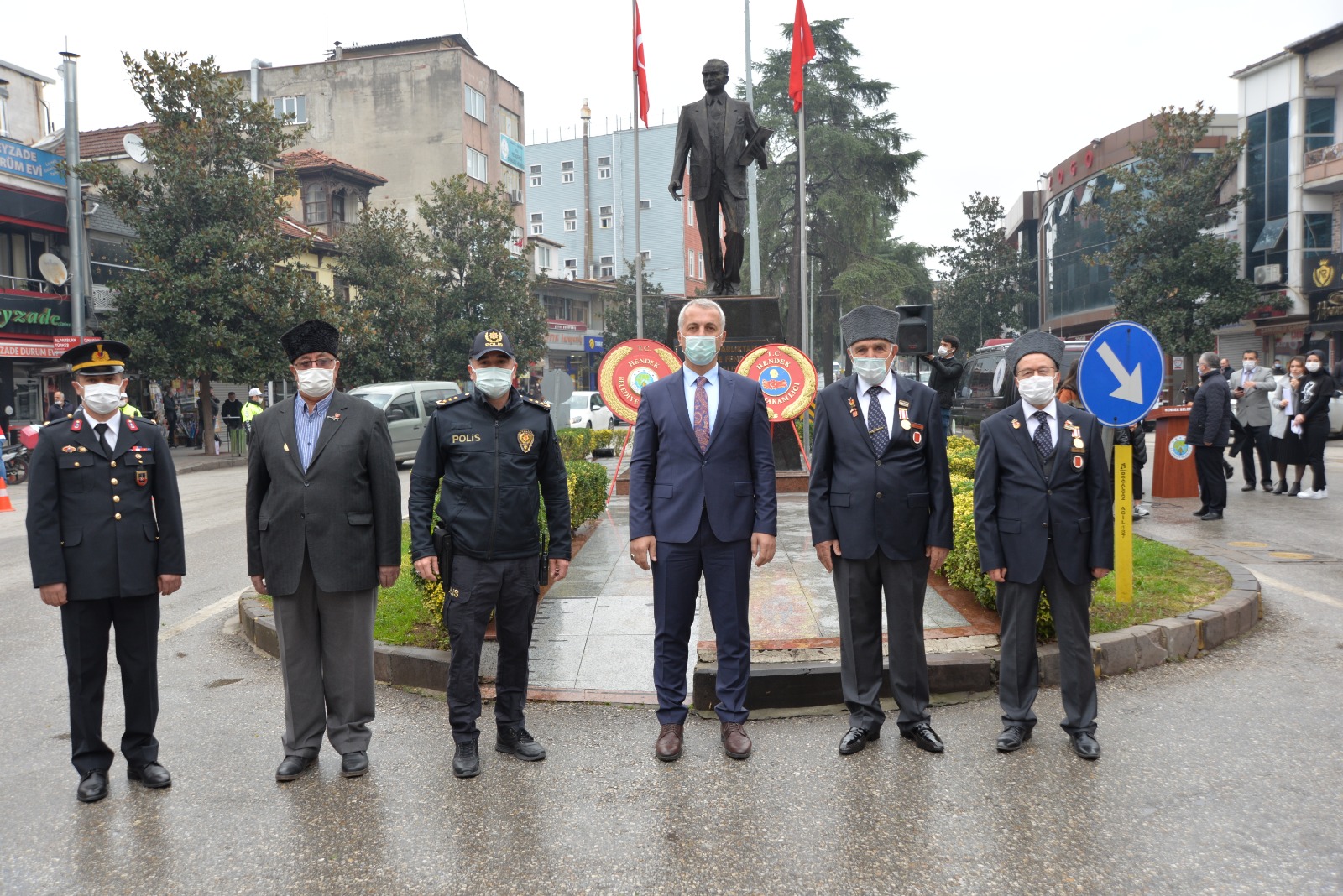 GAZİ MUSTAFA KEMAL ATATÜRK HENDEK’TE TÖRENLE ANILDI