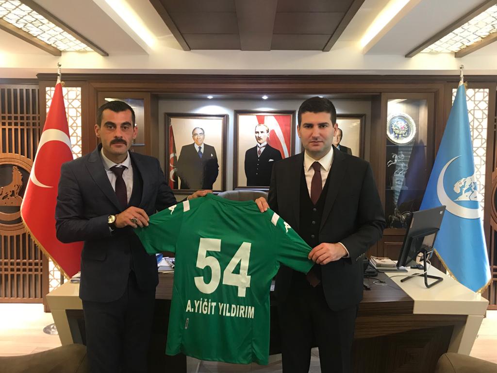 Sofuoğlu Ülkü Ocakları Genel Başkanını Ziyaret Etti
