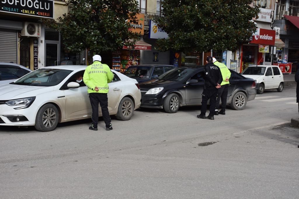 Polis Denetimleri Devam Ediyor