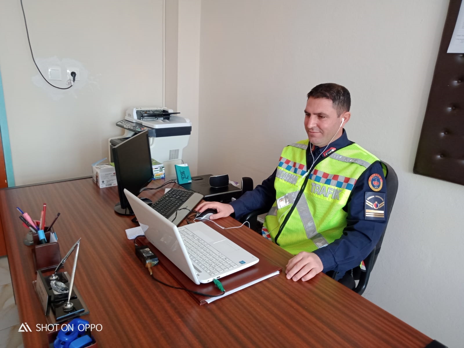 Jandarma’dan 220 Öğrenciye online Trafik semineri verildi.