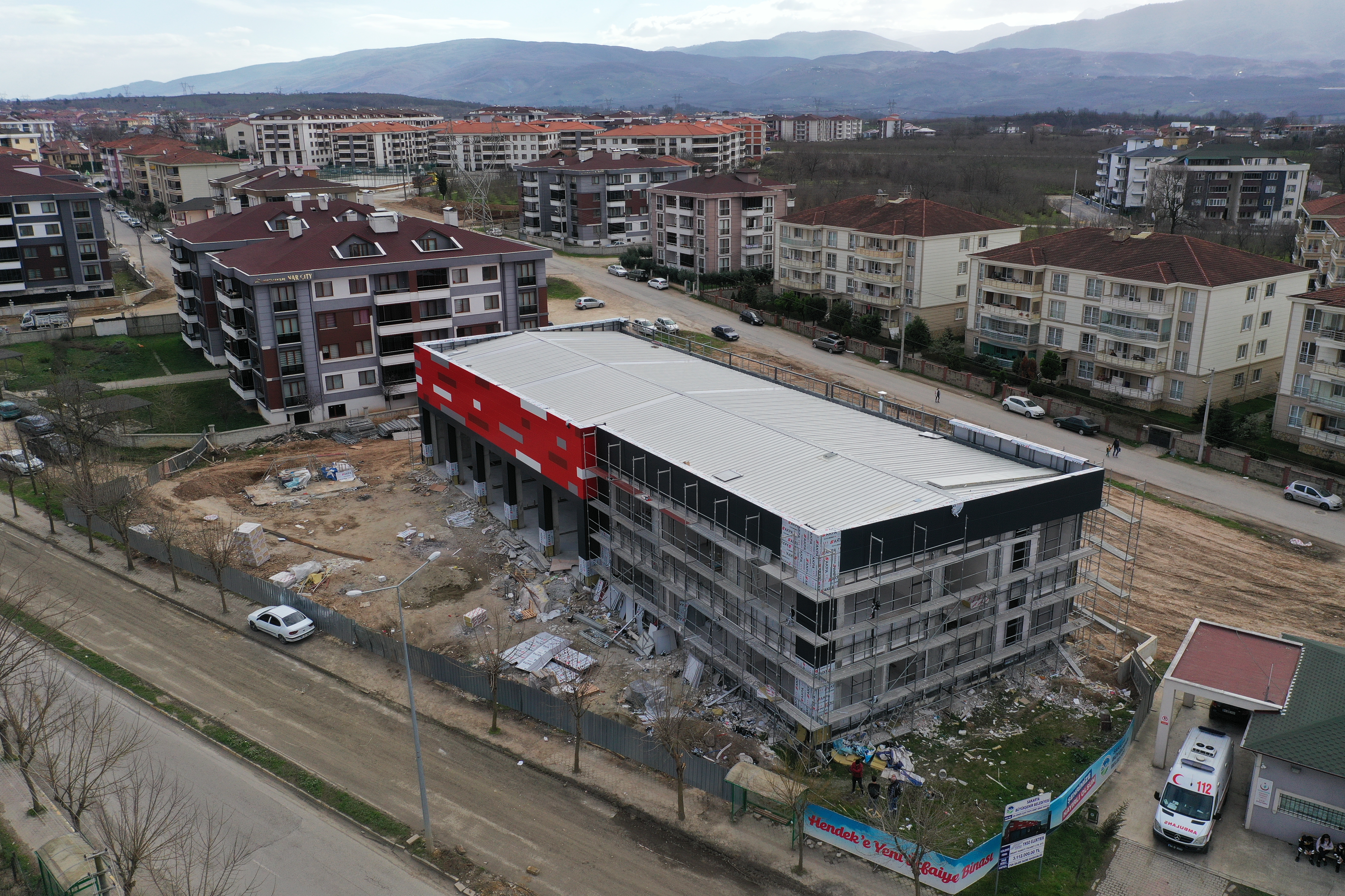 Hendek İtfaiye Binası’nın yüzde 97’si tamam