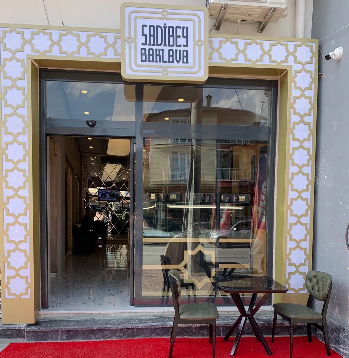 Sadibey Baklava Hendek Şubesi Hizmete Açıldı