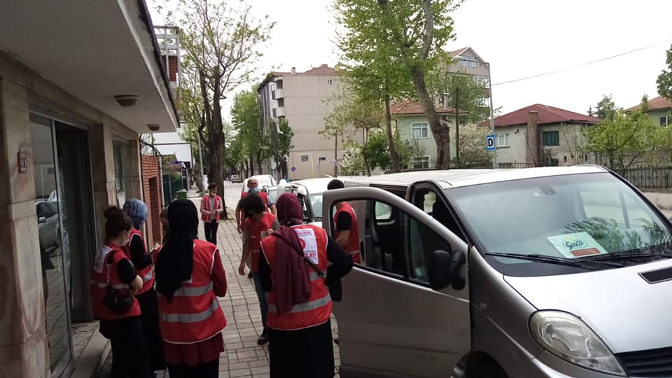 Kızılay’dan İhtiyaç Sahibi ailelere Gıda Kolisi