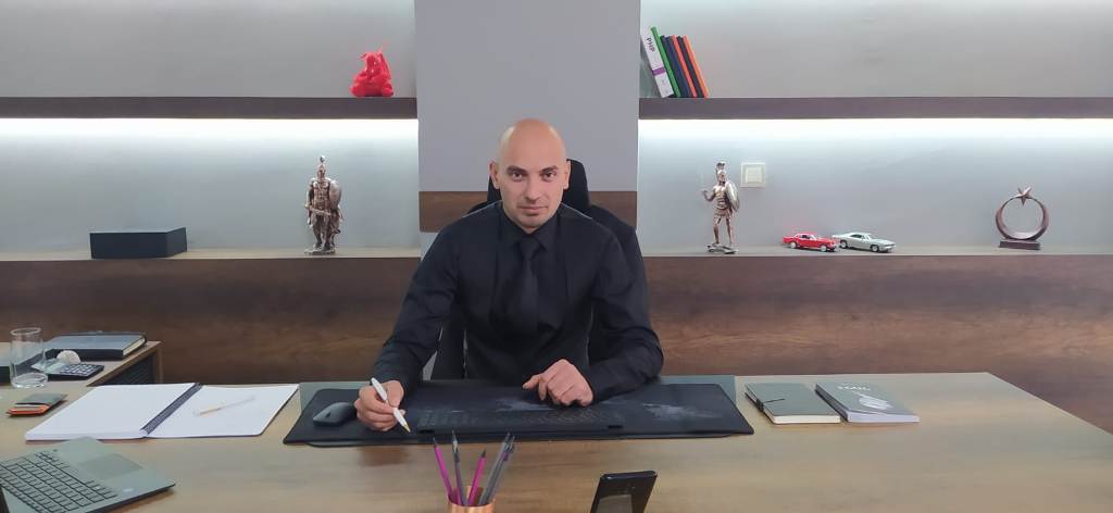 DEVA Partisi İlçe Başkanı İstifa Etti
