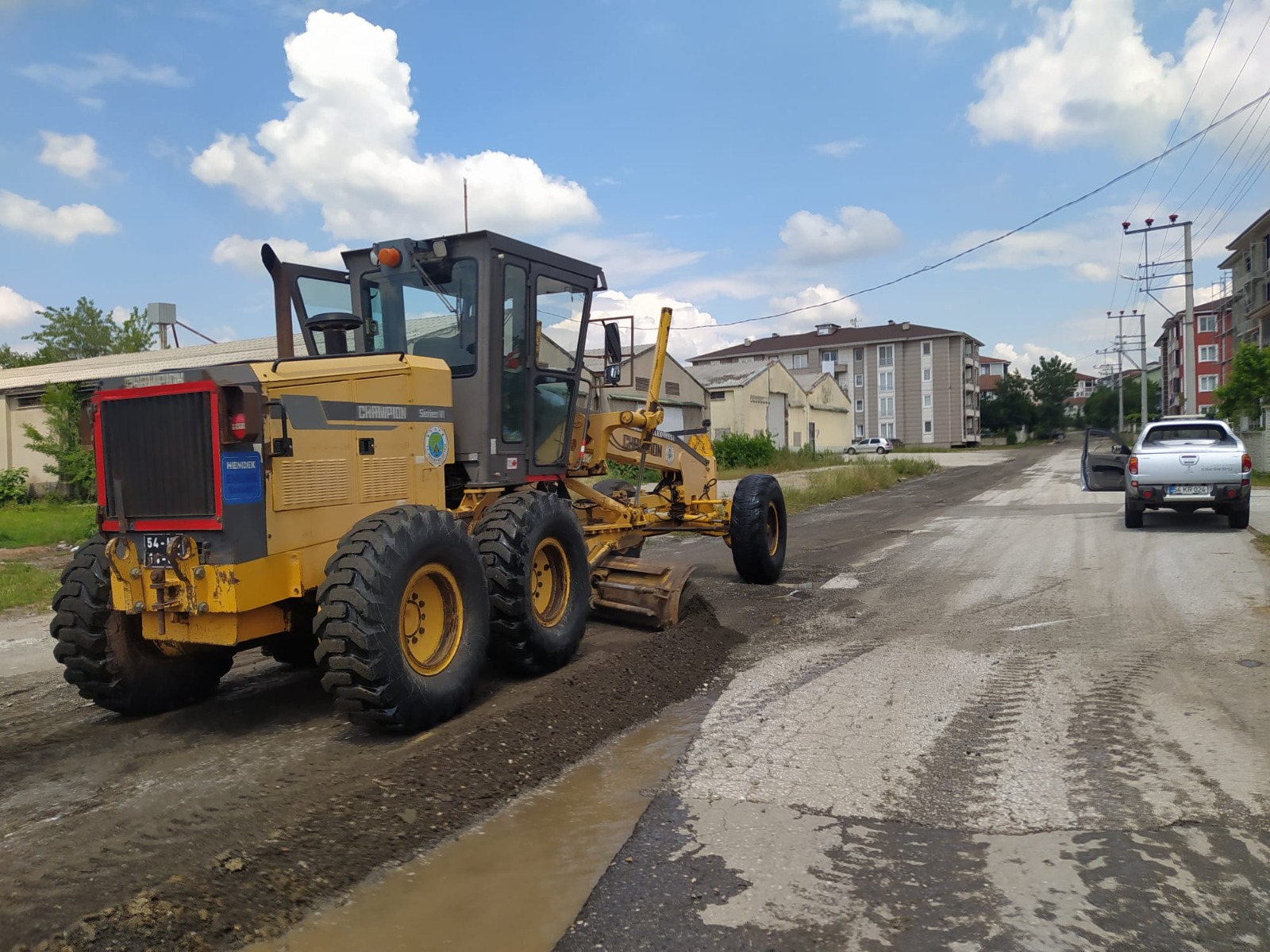 Hendek Sokakları Şantiye Gibi