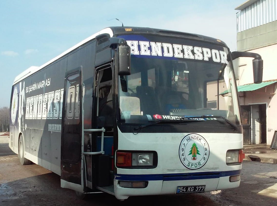 HENDEK BELEDİYESİ 3 ARAÇ İÇİN İHALEYE ÇIKIYOR