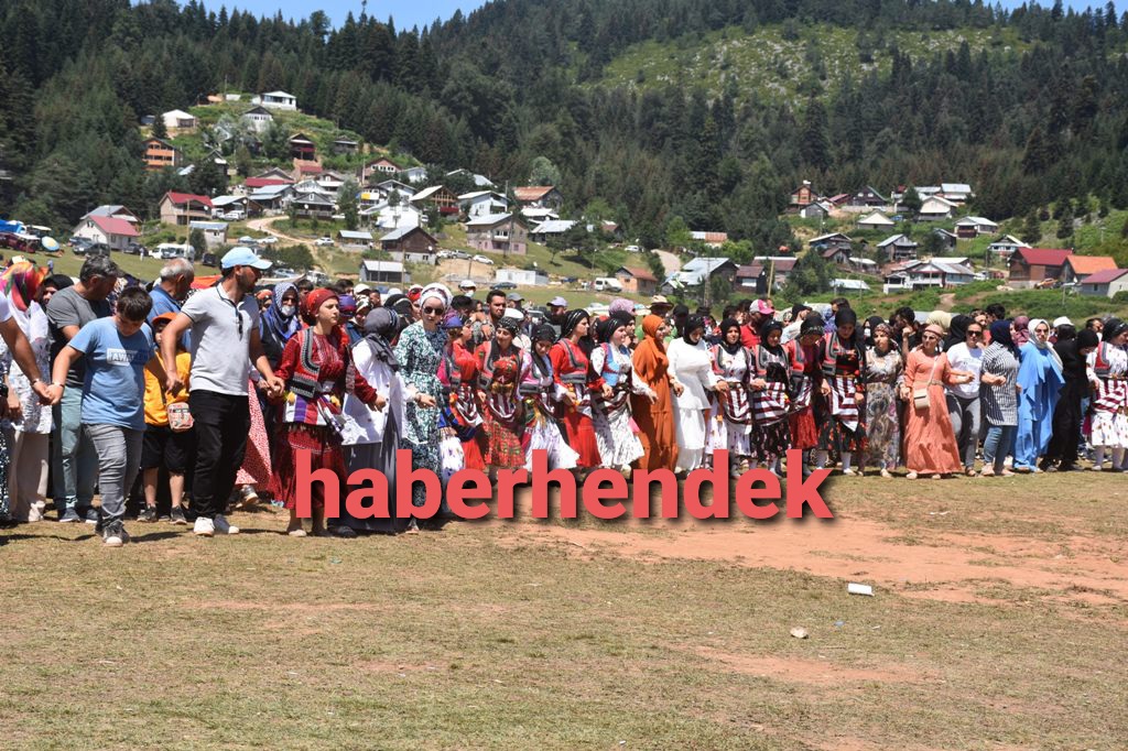 Zirvede Yayla Şenliği