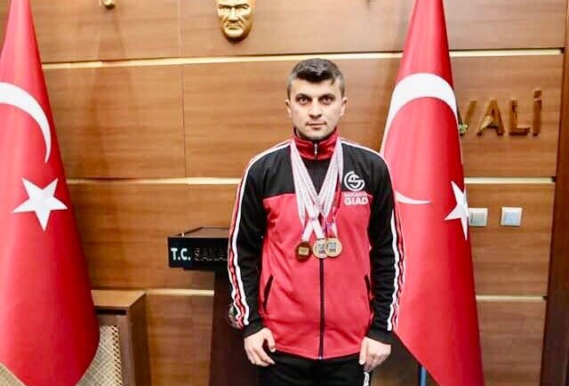 ENGELLER AŞILIR ENGELLİ OLARAKDA YAŞANIR