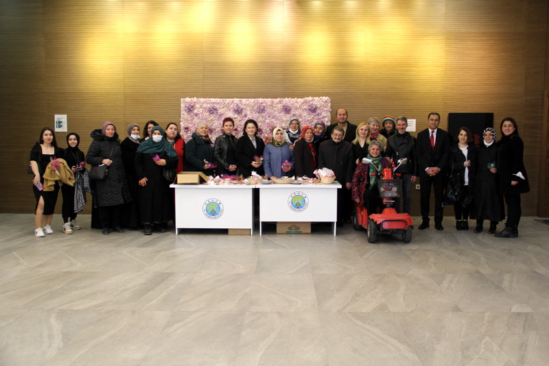 DÜNYA KADINLAR GÜNÜNDE HOŞGÖRÜ ETKİNLİĞİ