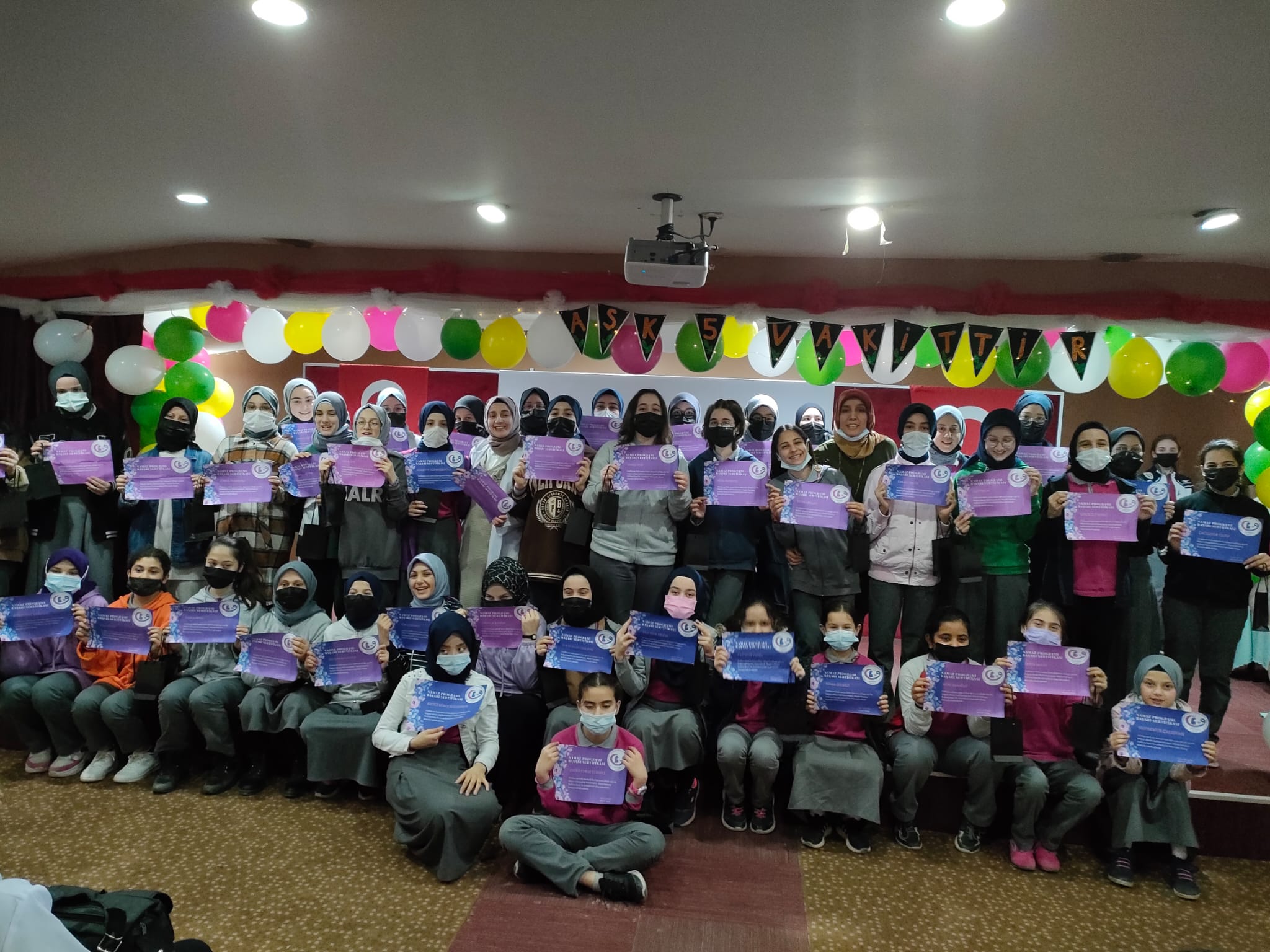 Aşk Beş Vakittir