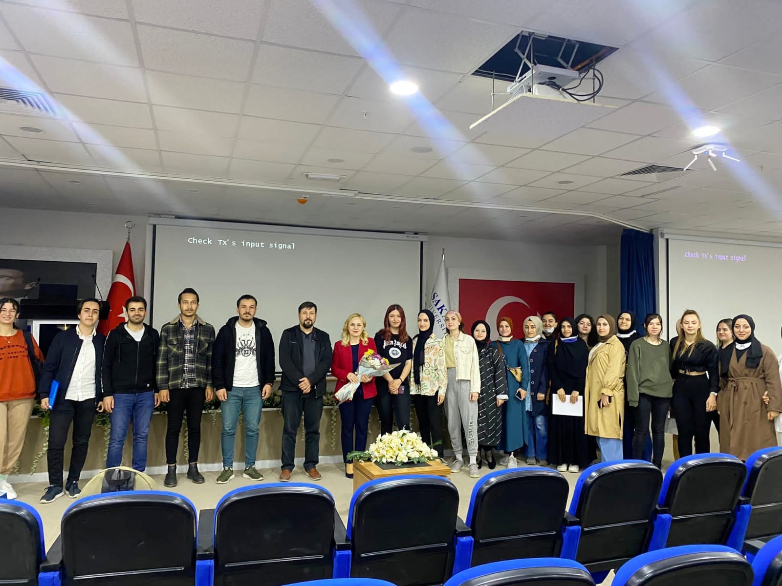 Geleceğin Öğretmenleri Yaşama Bilgiyle Dokunacak