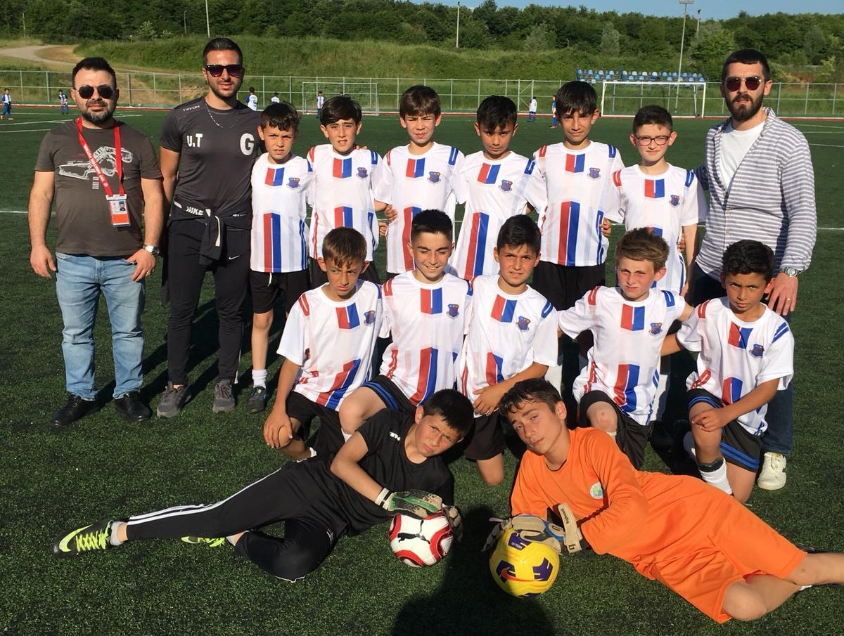 Rasimpaşaspor U 12 gol yağdırdı