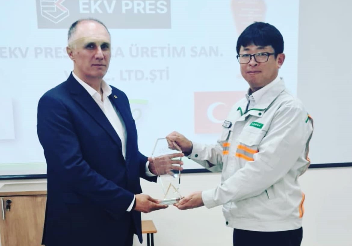 Çakmak En İyi Proje Yönetim Ödülünü aldı