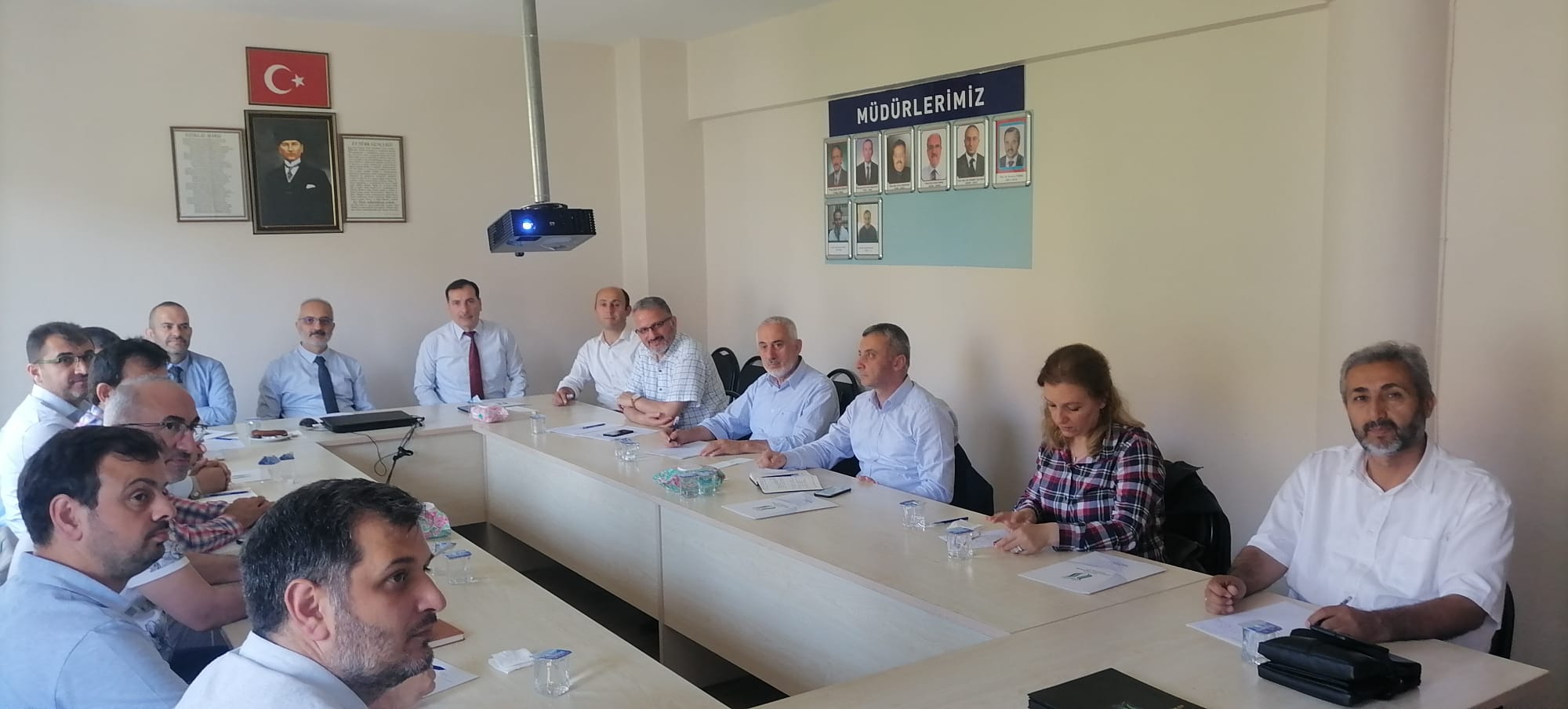 Yüksekokul Müdürleri Hendek’te Toplandı