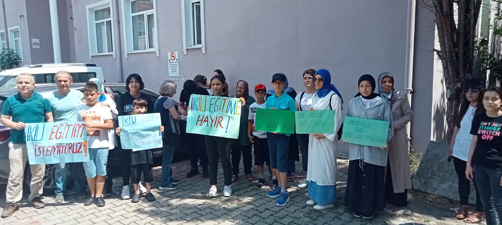Velilerin Tepkileri Sürüyor