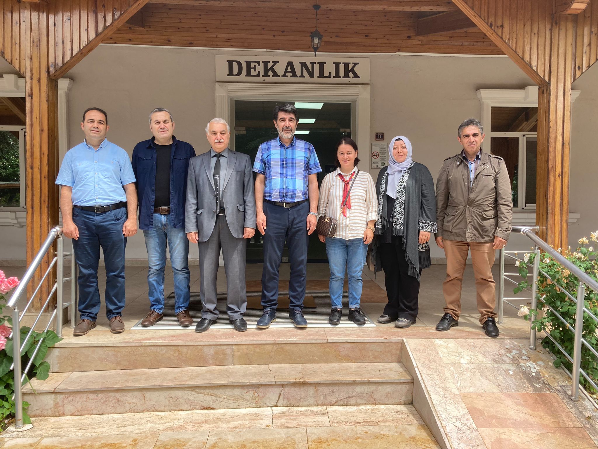 Karadenizliler Derneğinden Dekan Yeşil'e Ziyaret