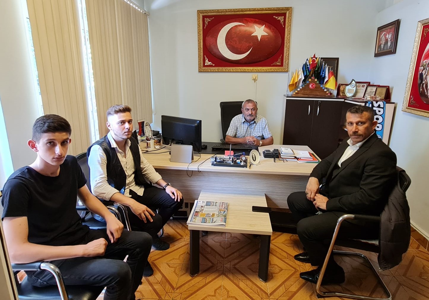 Yaz ve Ekibi Ziyaretlerini Sürdürüyor