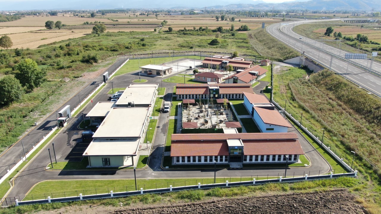 Sokak Hayvanları Geçici Bakımevi, Tedavi ve Rehabilitasyon Merkezi hayırlı olsun